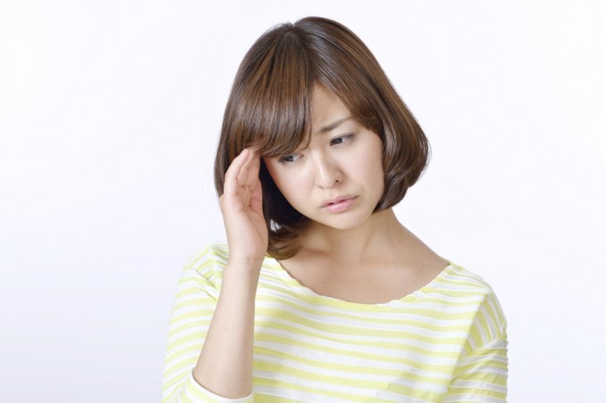 原因不明の頭痛は妊娠の兆候?妊娠初期に起こる頭痛の原因と症状