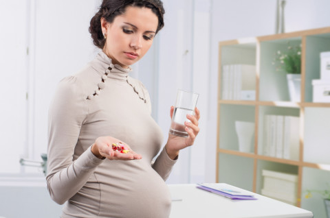 妊娠中に風邪を引いたらどうしたらいい?病院は何科?お薬は?