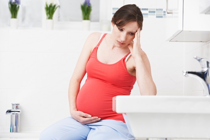 妊娠8ヶ月どんな時期?吐き気の原因は?